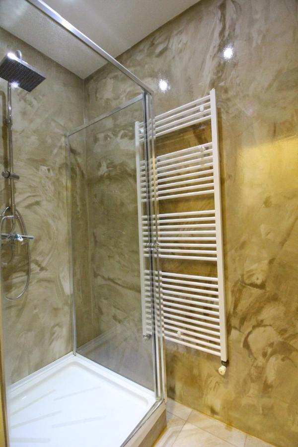 Private Quad Bedroom With Bathroom Rf3 Vienna Exterior photo