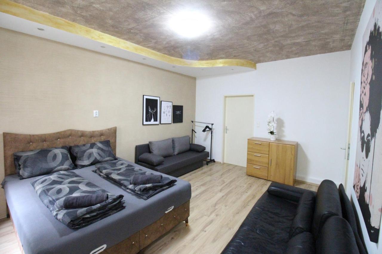Private Quad Bedroom With Bathroom Rf3 Vienna Exterior photo